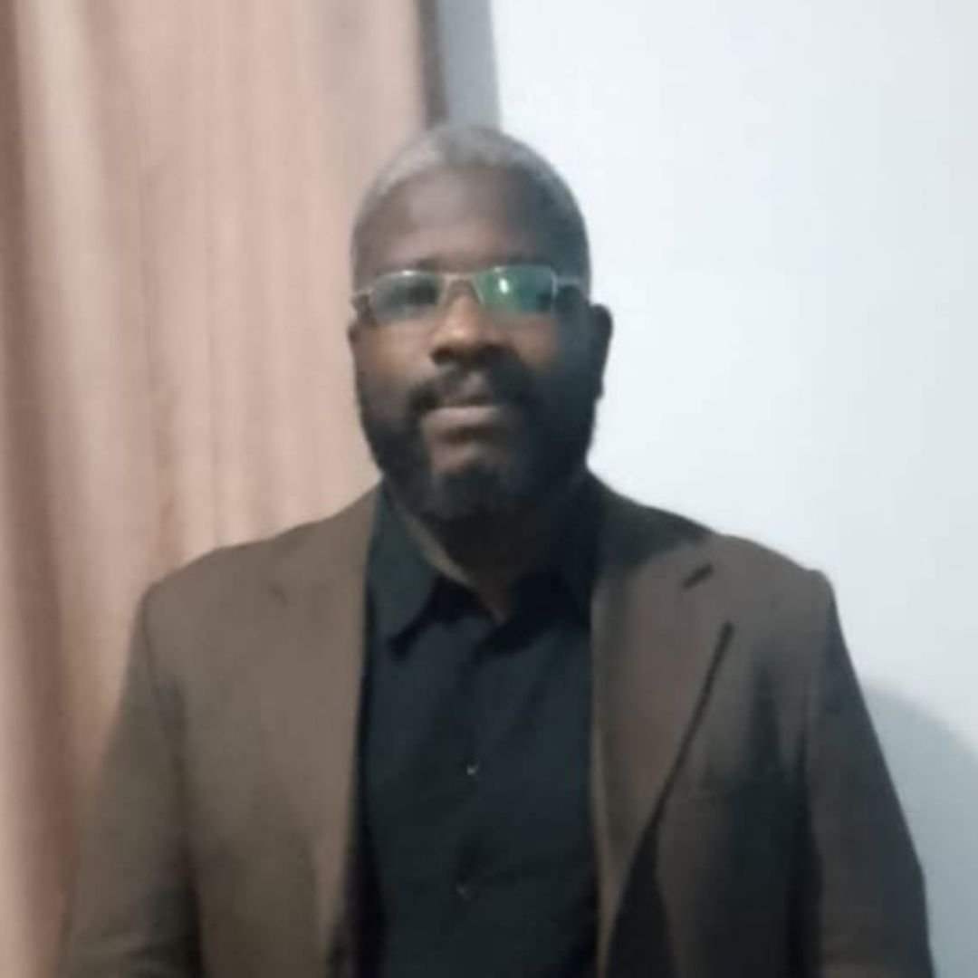 Pr. Tiago dos Santos da Silva